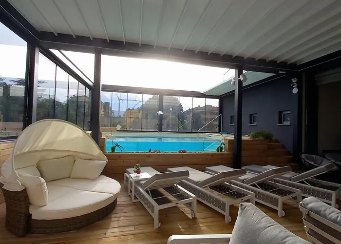 Giardino Ξενοδοχείο 3*